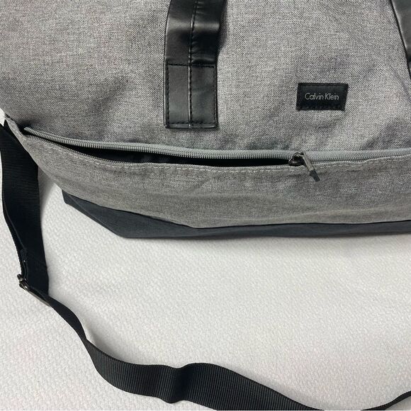 Calvin Klein Gray Black Weekender Duffle Bag Handles and Long Strap - Picture 11 of 14